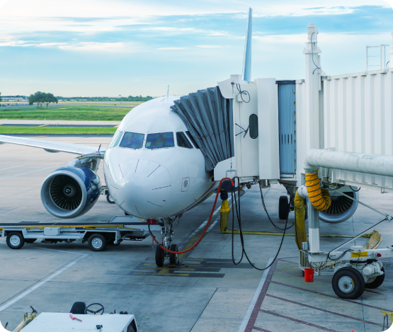 Aircraft line maintenance services at an airport gate, highlighting ADE’s expertise in operational readiness and fleet support 